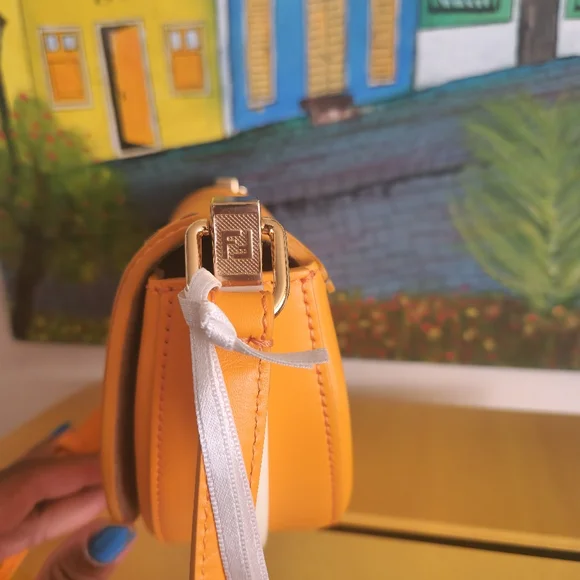 New with Tag Moonlight Fendi Crossbody with Dustcover Box and COA and care card - Picture 9 of 16
